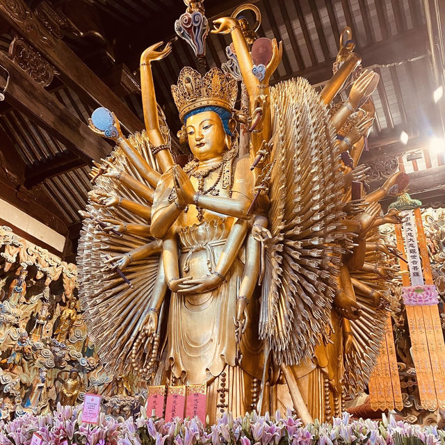 Longhua Temple: Shanghai’s Oldest & Most Majestic Buddhist Sanctuary** 🌸🏯 Longhua Temple: Shanghai’s Oldest & Most Majestic Buddhist Sanctuary** 🌸🏯