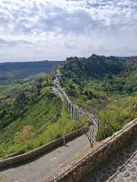 Timeless Beauty and Dramatic Views in Civita di Bagnoregio