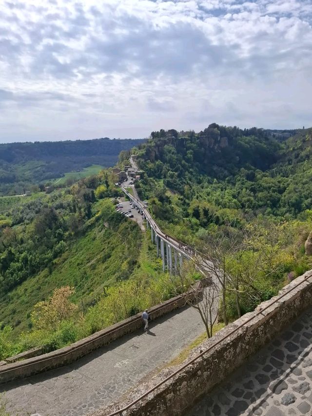 Timeless Beauty and Dramatic Views in Civita di Bagnoregio