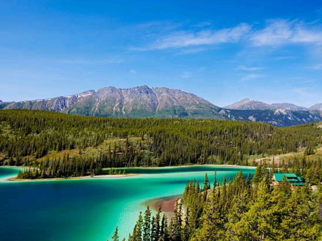 🏔 유콘 화이트호스 & 오로라: 빛의 축제