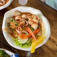 ก๋วยเตี๋ยวต้มยำน้ำข้นให้รีบตัก