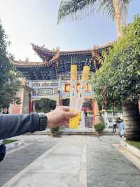 วัดหยวนทง  (yuantong temple) คุนหมิง