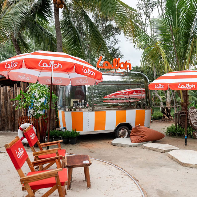 Lawon Canal Café Lawon Canal Café