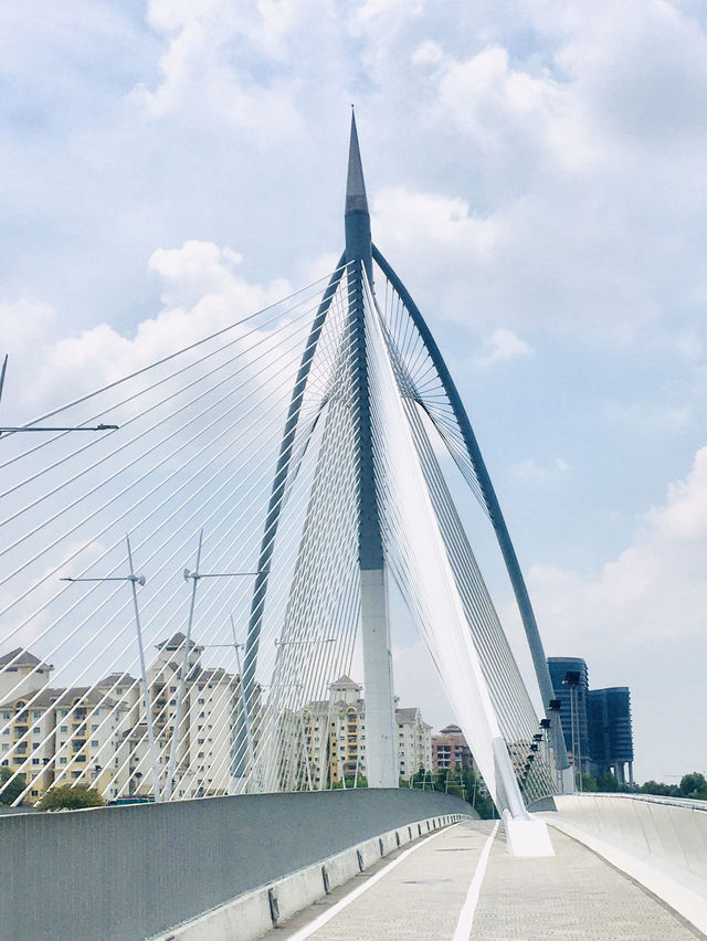 Symbolizes Modernity and Innovation