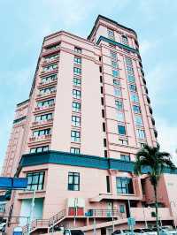 Must-Stay Gem: Imperial Riverbank Hotel & Its Artistic Treasure 