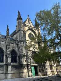 ⛪️ 聖米歇爾大教堂 Basilique Saint-Michel