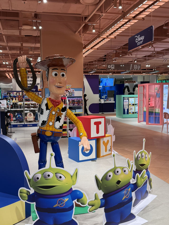 동심의 세계 토이스토리 팝업 🧸