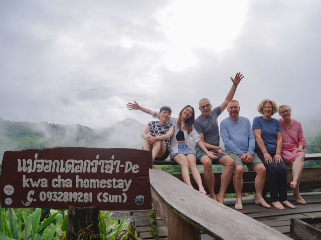 แม่จอกเดอกว่าฉ่าโอมสเตย์ อ.แม่แตง จ.เชียงใหม่