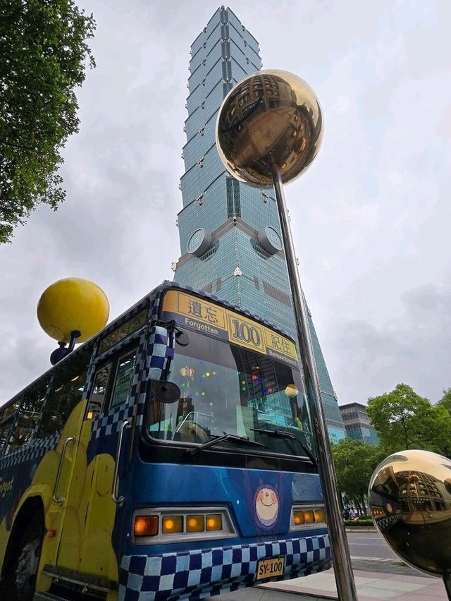 Golden Hour Stroll at Taipei 101: Sunset Vibes & Insta-Worthy Moments 🌇✨ Golden Hour Stroll at Taipei 101: Sunset Vibes & Insta-Worthy Moments 🌇✨