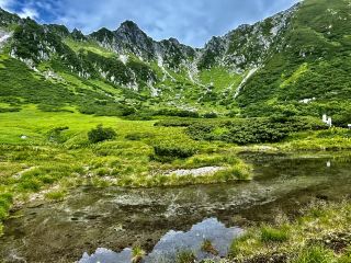 夏でも涼しい！標高2612m 千畳敷カールの絶景ハイキング