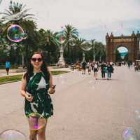 Arc de Triomf in Barcelona is great for photos 🇪🇸