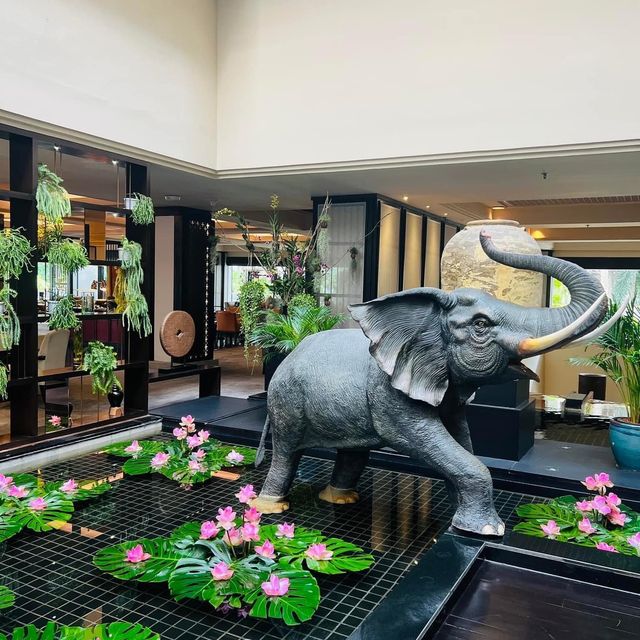 Anantara Riverside Bangkok Resort 🏙️