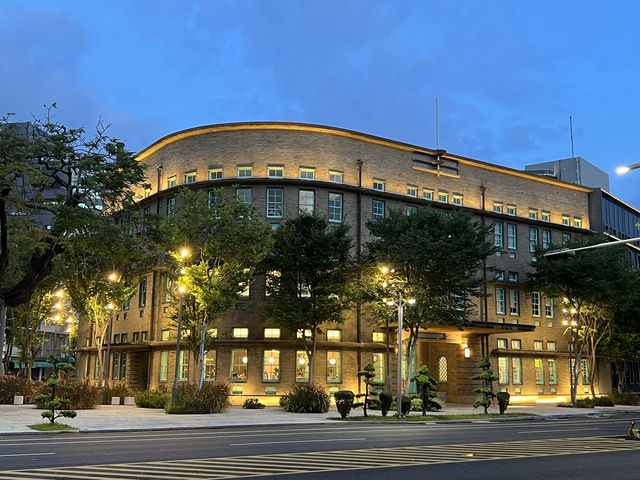 藝術與咖啡交織的午後：嘉義市立美術館
