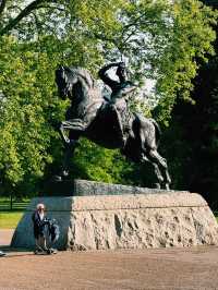 Escape into Kensington Gardens: Where Royal Charm Meets Everyday Magic