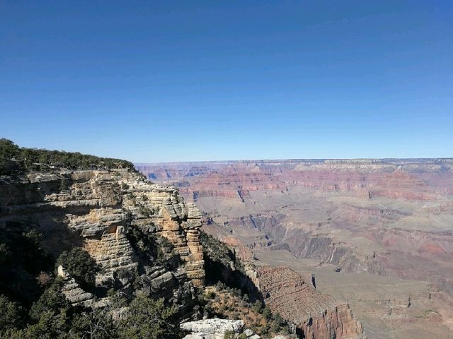 Southwest USA Roadtrip Adventure: From Lights to Red Rocks
