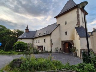 Relaxing retreat on a castle in the heart of Slovakia