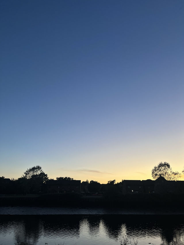 Solent Skies: A Southampton Sunset
