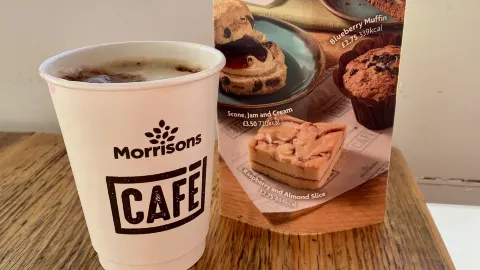 Nice cafe in Bracknell supermarket — traveler post in Bracknell