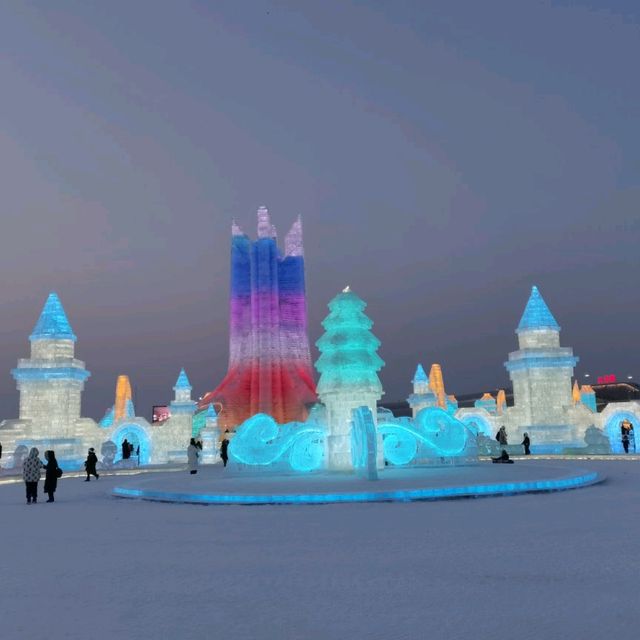 Ice and Snow World⛄️