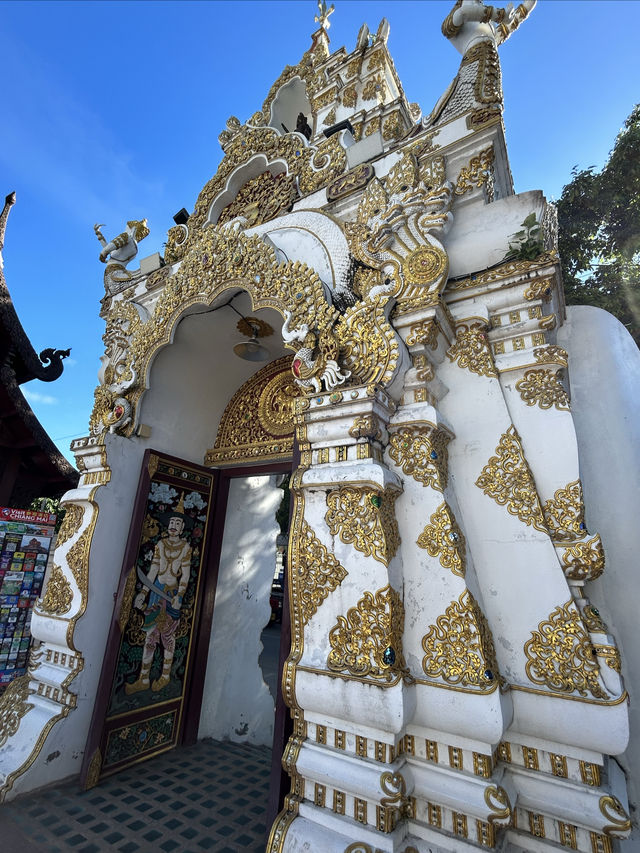 泰國清邁契迪龍寺（Wat Chedi Luang）