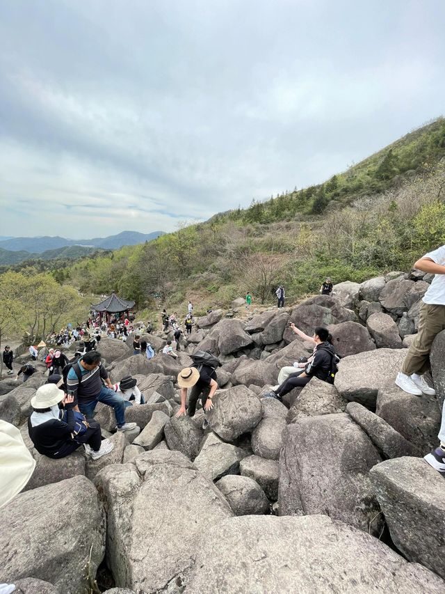 上海出發日徒步｜覆卮山·石浪·油菜梯田
