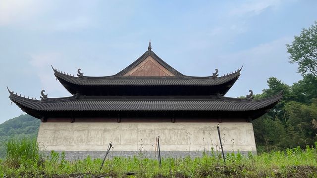 初夏徒步，登頂富陽第一高峰杏梅尖