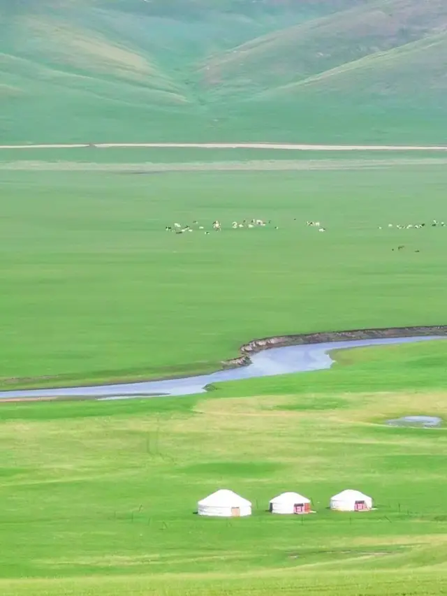 Hulunbuir Grassland—Morigele River.