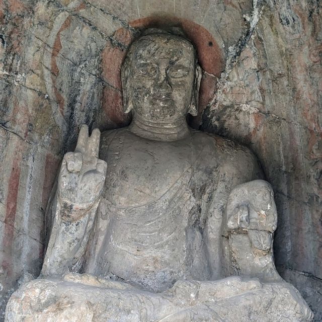 Half day trip to Longmen grottoes