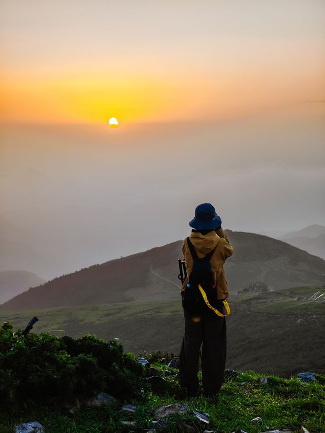 東靈山夜爬星辰大海觸手可及