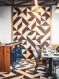 🔥 Unwind in Style at Indy's Ironworks Hotel 🛠️🛏️