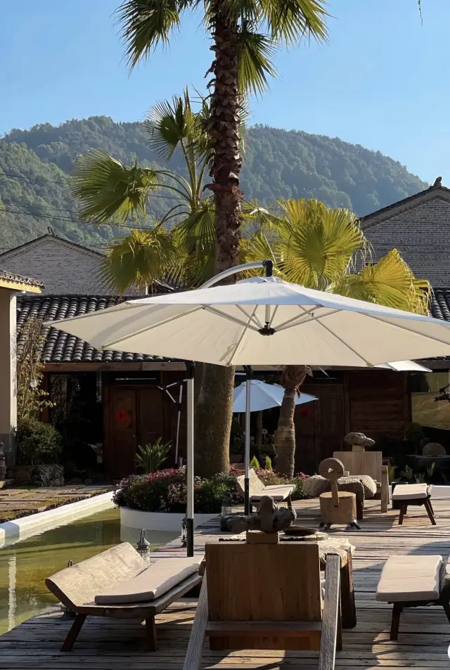 In Tengchong! A hidden gem hot spring hotel with a full sensory experience