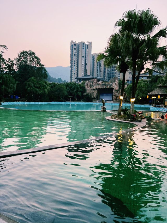 劍門關溫泉冬日泡湯指南
