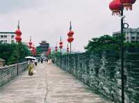 廣東省肇慶市文物古蹟景點：肇庆古城墙，適合觀光旅遊、度假休閒等！