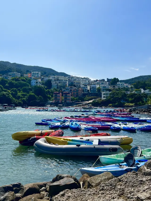 【Canoe Journey on the Jade Glassy Sea: Exploring the Secret of Green Egg Island】