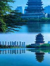 莫以宜春遠，江山多勝遊
