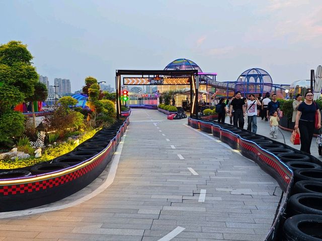 Food, Fun, and Ferris Wheel: Discover 1912 Nanjing