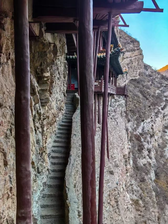 懸空寺上嘅雲端之城