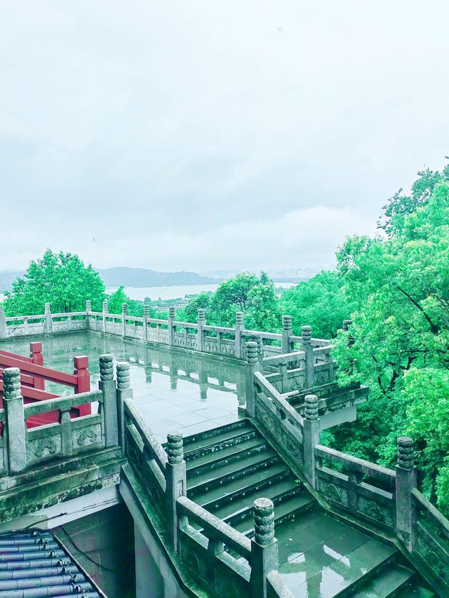 杭州吳山城隍閣，一覽江、山、湖、城美景