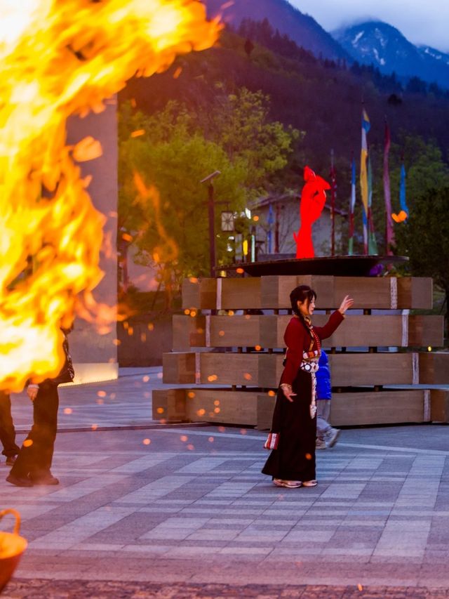 🔥Dancing Around the Flames｜The Most Enchanting Night on the Plateau!
