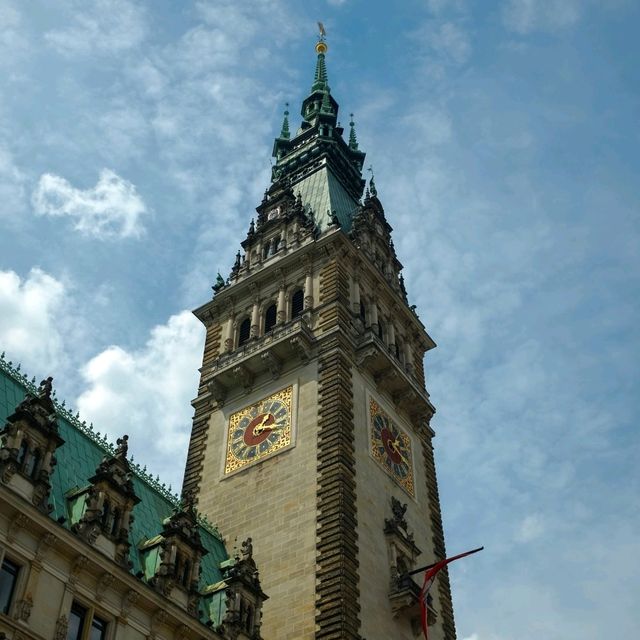 ✨Hamburg: Germany’s Maritime Gem of Canals & Culture 🚢🌆