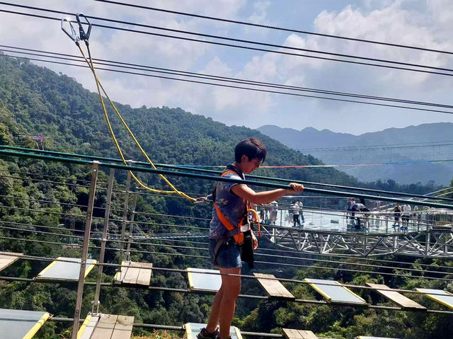 🐉穿越古龍峽✨ 雲天玻霸凌空漫步玻璃棧道 