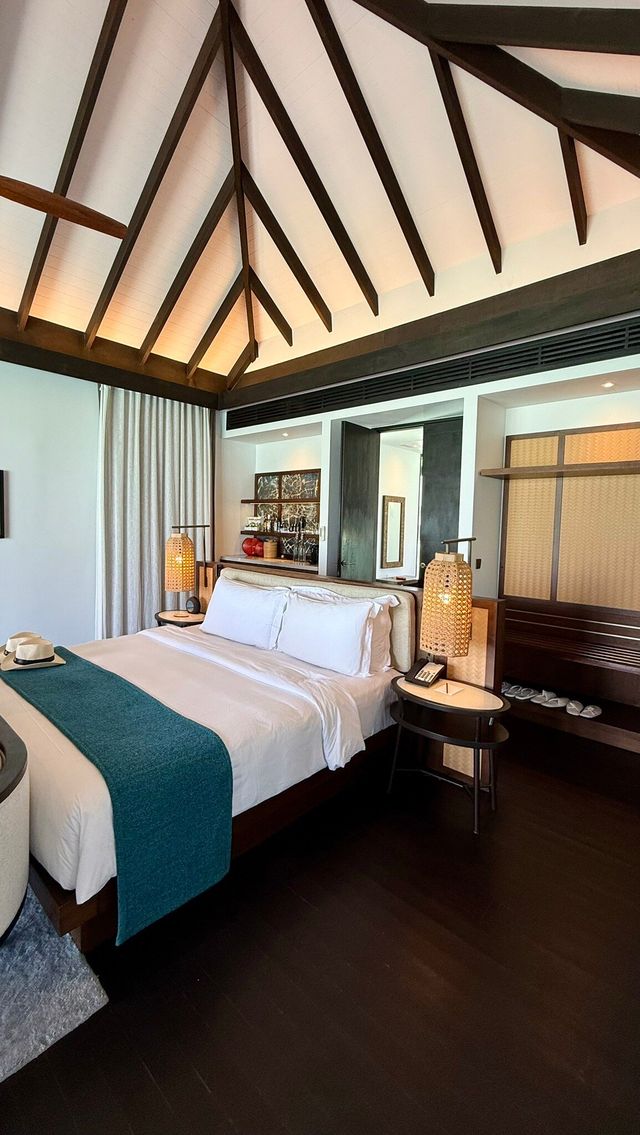 Unforgettable Honeymoon Experience at Anantara Veli