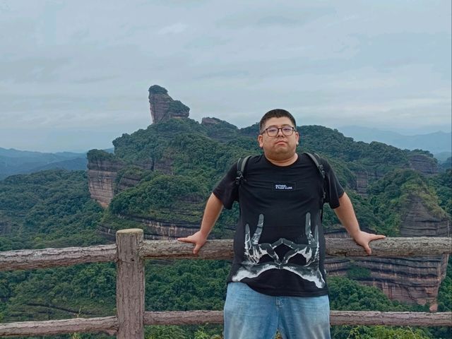丹霞山奇幻地貌一日深度遊⛰️ 10月内地游
