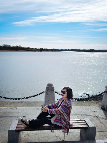 The autumn scenery of the Ussuri River is a prose poem