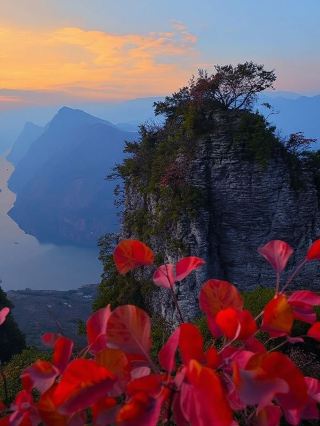 ทัวร์รถเช่า Enshi 4 วัน: สำรวจอัญมณีที่ซ่อนอยู่โดยไม่พลาดสิ่งใด