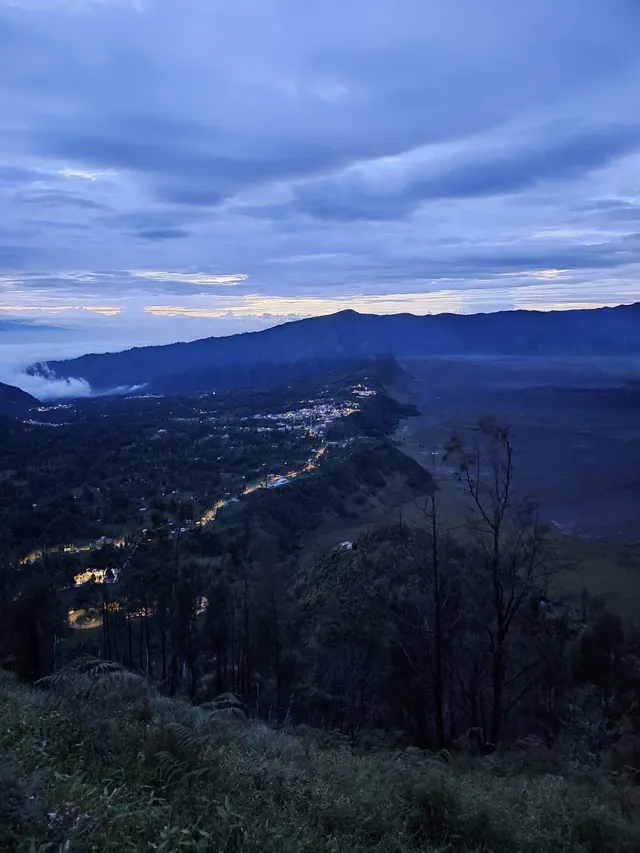 雨季 Bromo火山 美好短暫 一生難忘