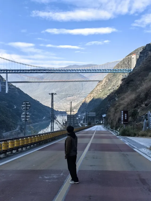 棄了「虎跳峽」選了「虎香公路」 棄了「虎跳峽」選了「虎香公路」