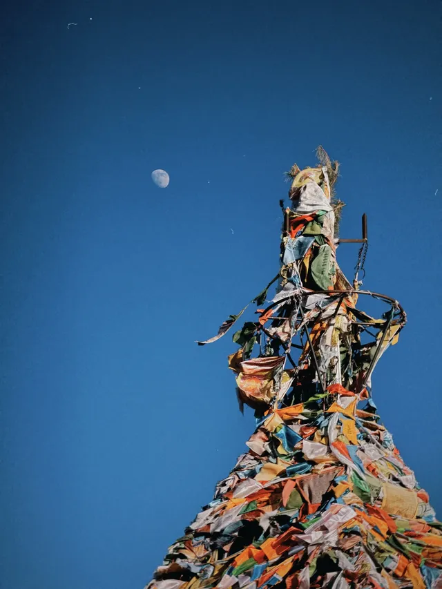 12月1日 從麗江到無底湖到稻城亞丁的路上