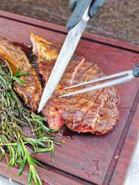 我想說，其實這個甜品車可以最早推上來