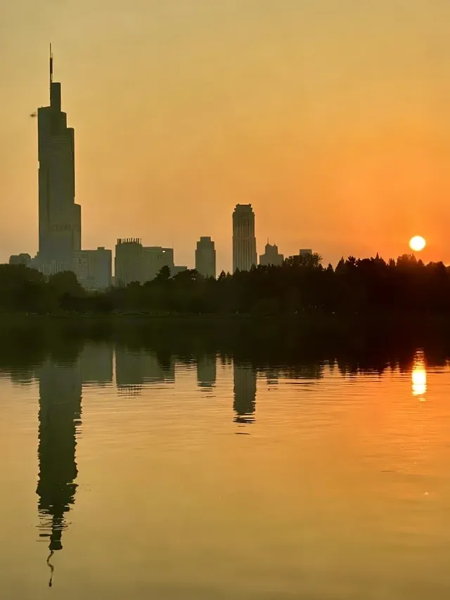 南京12月絕美秋色|玄武日落與鐘山秘境 南京12月絕美秋色|玄武日落與鐘山秘境